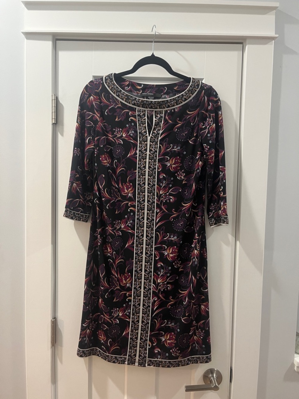 Maggy London Size 4 Dress Paisley long sleeve EUC